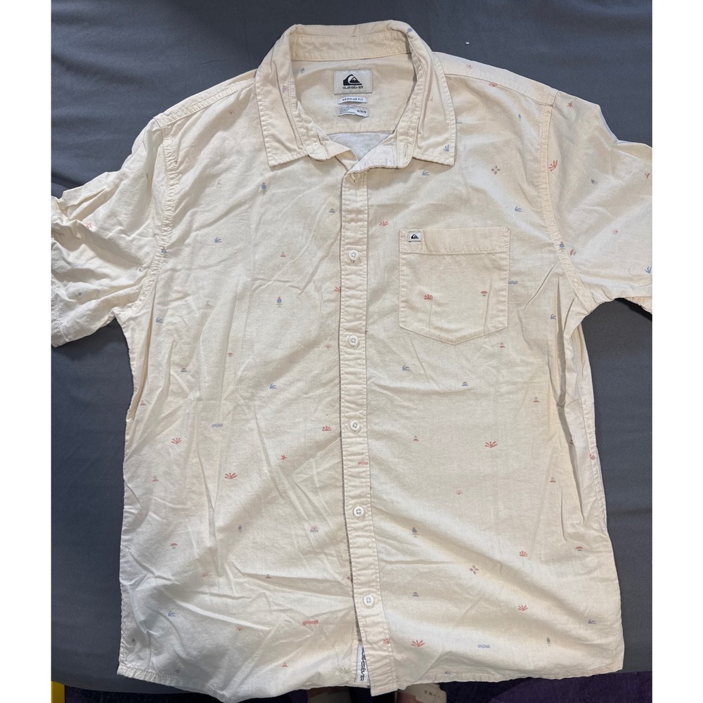 Quiksilver Button-Down Shirt Mens Medium Regular Fit Cream Short Sleeve EUC